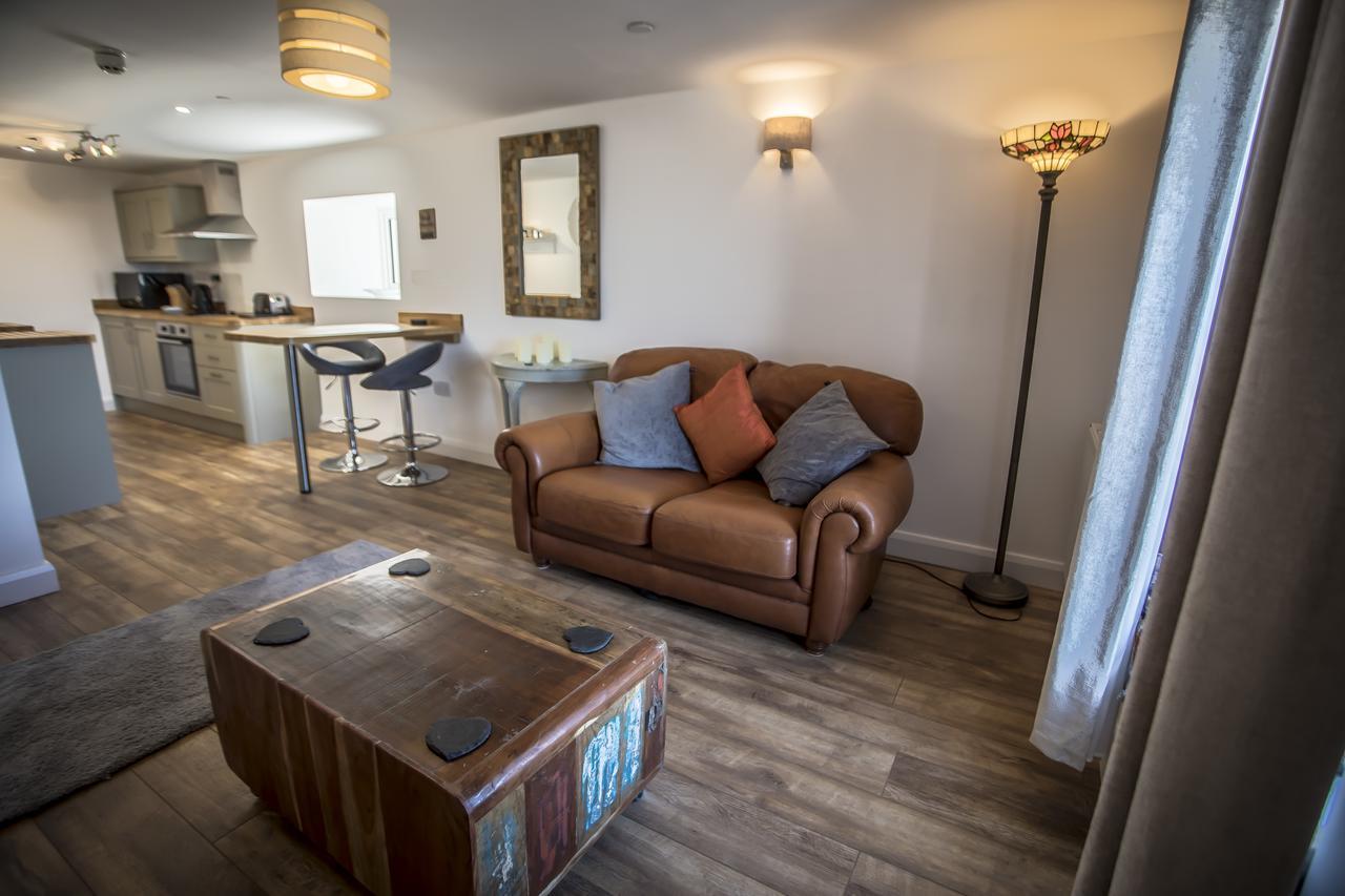 Waters Edge Holiday Apartments 벤레치 외부 사진