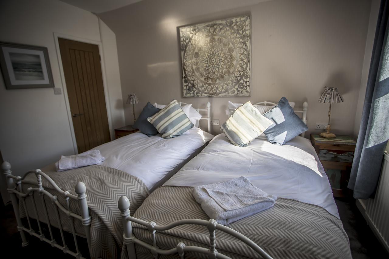 Waters Edge Holiday Apartments 벤레치 외부 사진